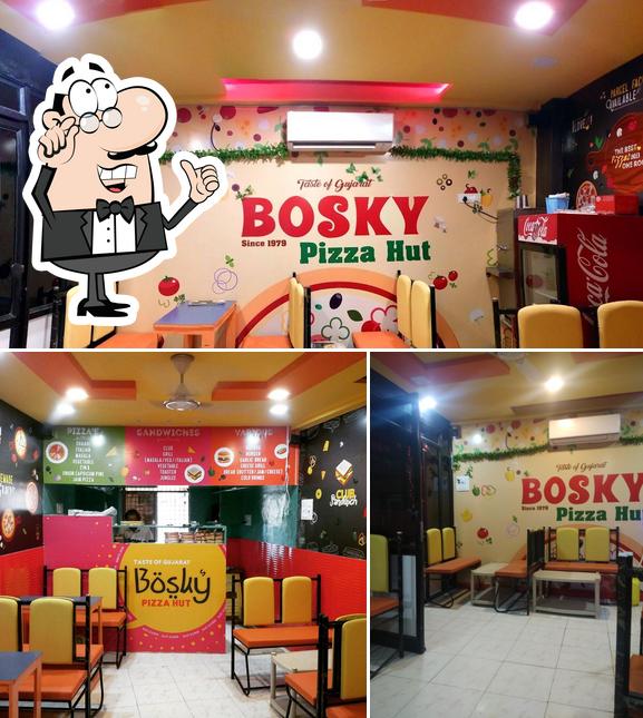 The interior of Bosky Pizza