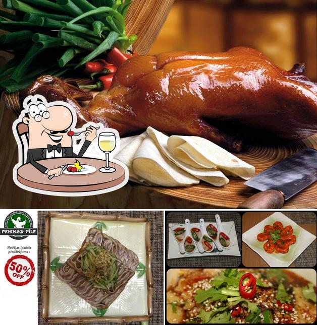 Блюда в "Confucius Restaurant (LIBO店)"