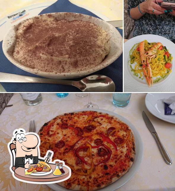 Prenditi una pizza a Ristorante Pizzeria Mediterraneo