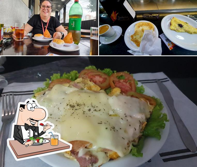 Comida em Padaria Central