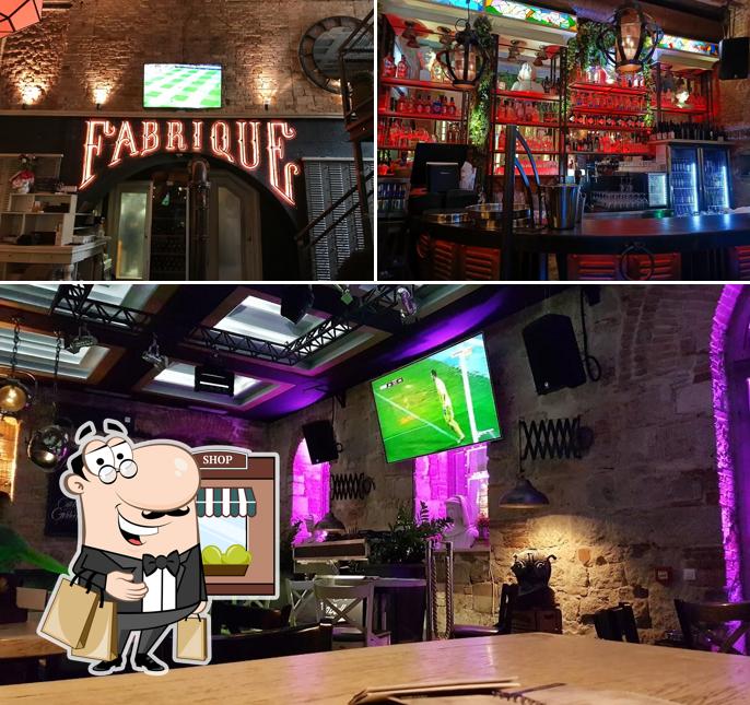Guarda gli esterni di Fabrique Pub