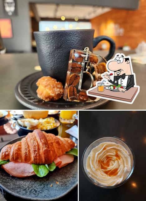 Platos en Dona Baunilha Doceria e Café Artesanal