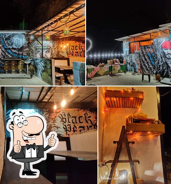 CAFE BLACK PEARL
