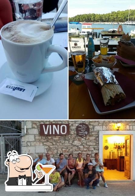 La photo de la boire et nourriture de Café bar Neptun’s