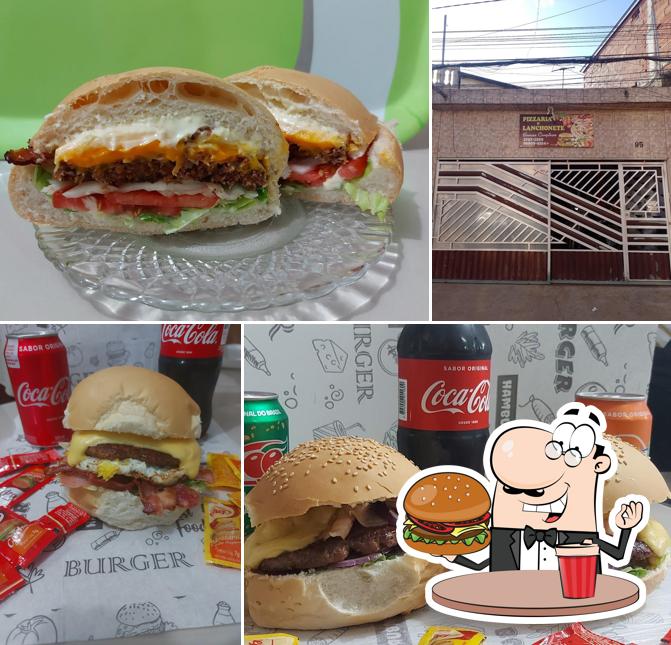 Prueba una hamburguesa en Pizzaria Grandes Conquistas