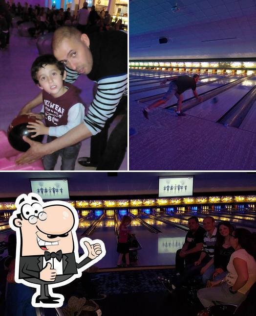 Regarder la photo de Bowling du Trèfle