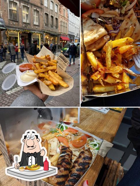 Probiert Pommes bei The Olive Street Food