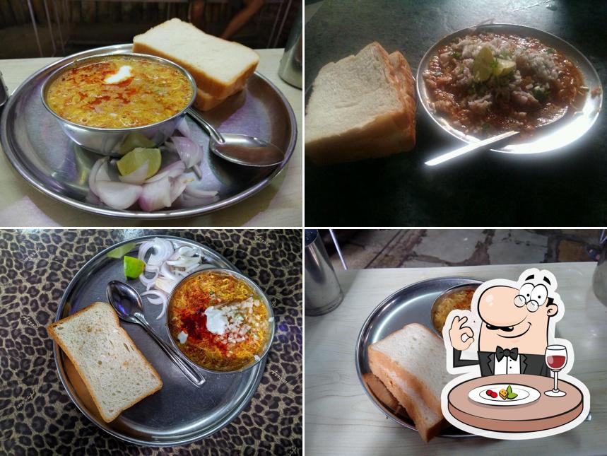 Meals at Phadtare Misal Center