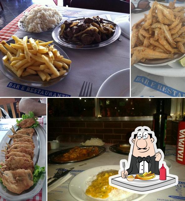 Prove cbatatas fritas francesas no Restaurante La Violetera