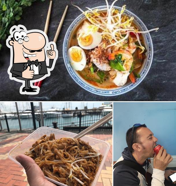 Krung Thep Thai Street Food Customs St West, 104 Customs St W in