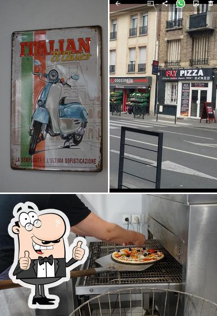 Voir cette image de Fly Pizza