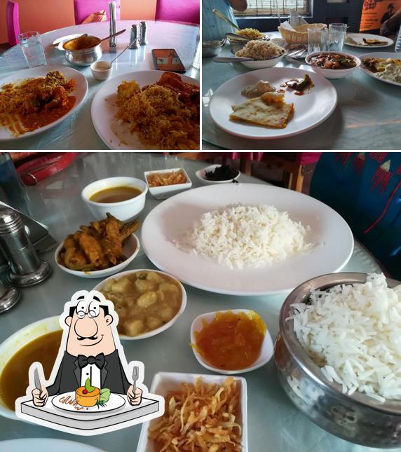 Meals at Sholo Ana Bangalee