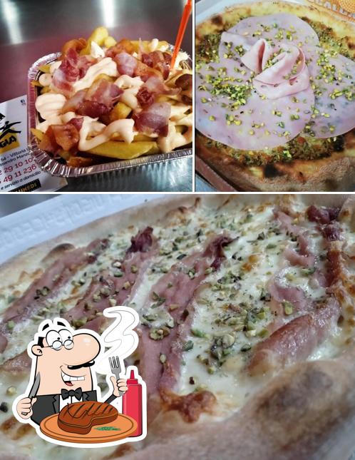 Pide una receta con carne en Pizzeriaa ciak si mangia