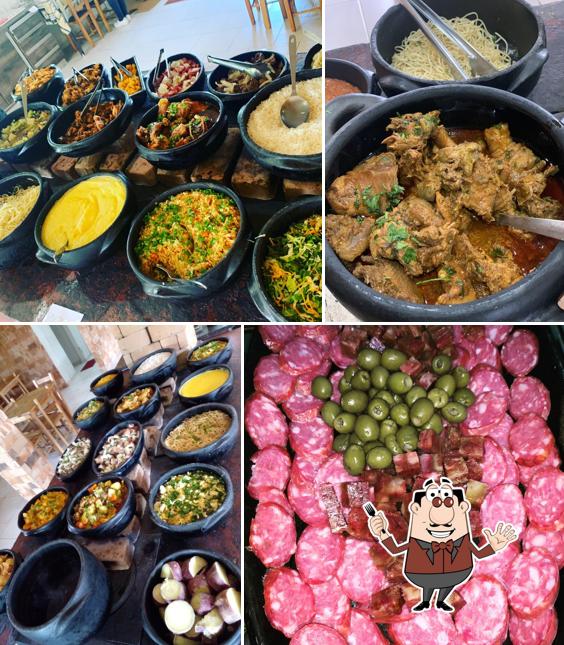 Comida em Restaurante mineirão