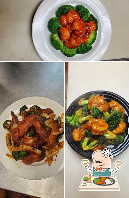 Comida en Perla's Chinese Kitchen