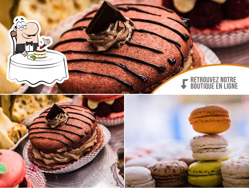 Boulanger Pâtissier Les Saveurs Normandes sert une variété de desserts