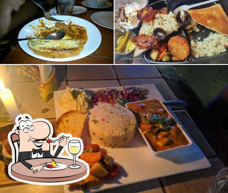 Meals at Bistro Claytopia