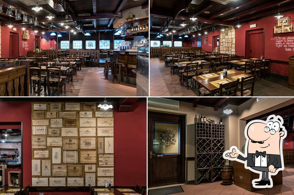 Siediti a un tavolo di Blue Ribbon Hotel, Ristorante e Pizzeria