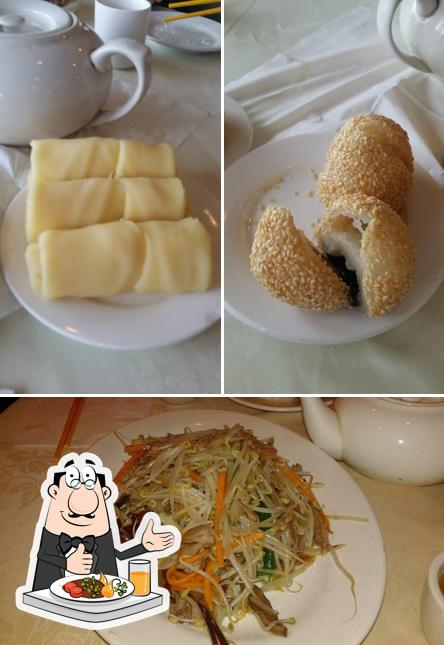 Food at Golden Phoenix 廣鴻