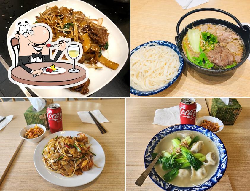 Еда в "金福小厨 King Food Kitchen"