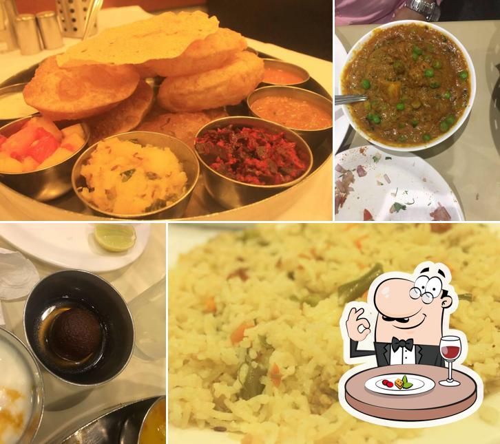 Meals at Hotel Sadanand Mumbai