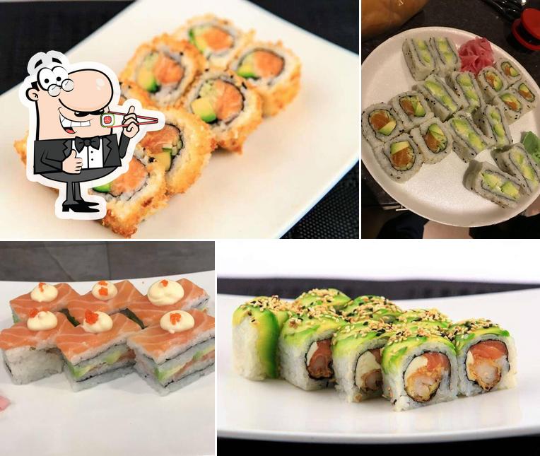Sushi-Rollen werden von Golden Rose Chinese Take Away & Sushi Bar serviert