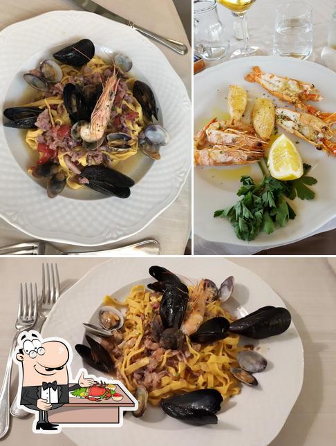 Prova la cucina di mare a Ristorante La Bussola