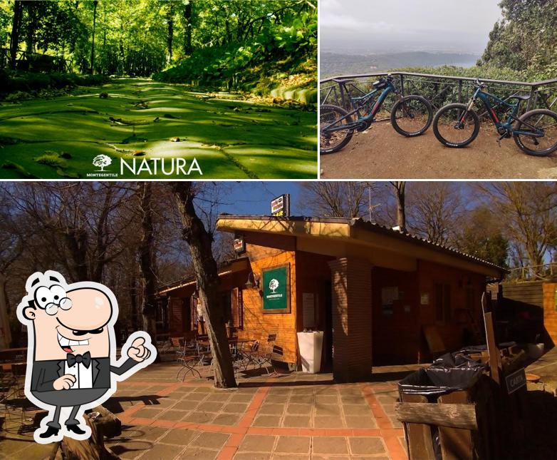 L'area esterna è una caratteristica importante di "Montegentile Sporting Club" Ristorante - Pizzeria - Sport- Natura
