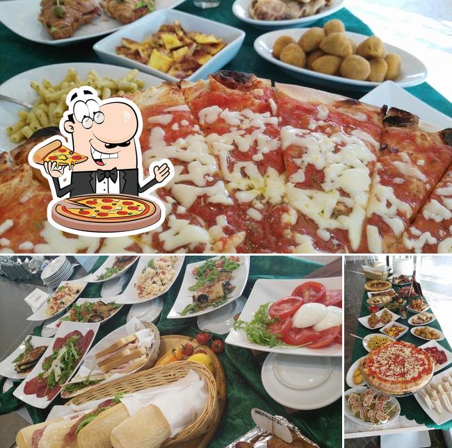 Scegli una pizza a Caffè della Rotonda