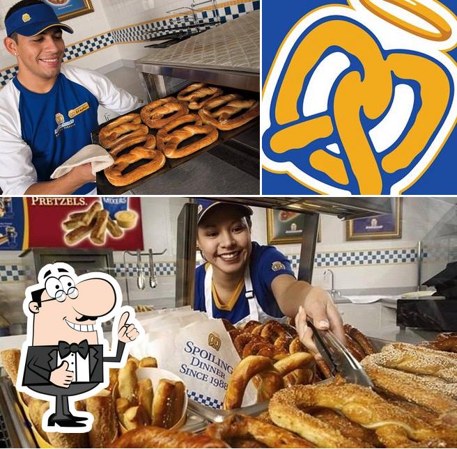 Here's a pic of Auntie Anne's