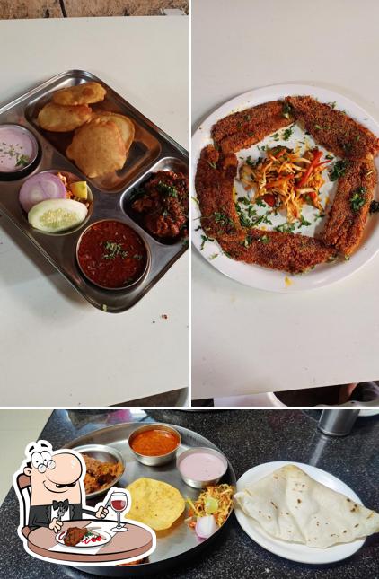 Get meat dishes at Hotel Aarya Konkan Samudra