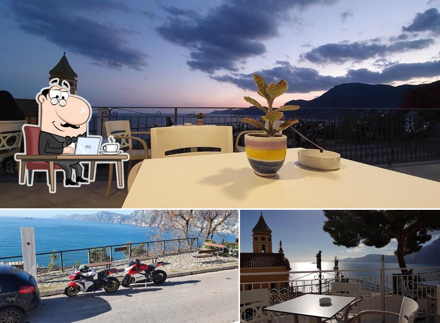 Siediti a un tavolo di Bar del Sole Bistrot