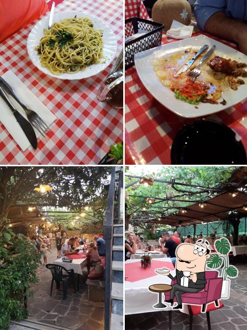 Gli interni di Ines & Hans Biergarten