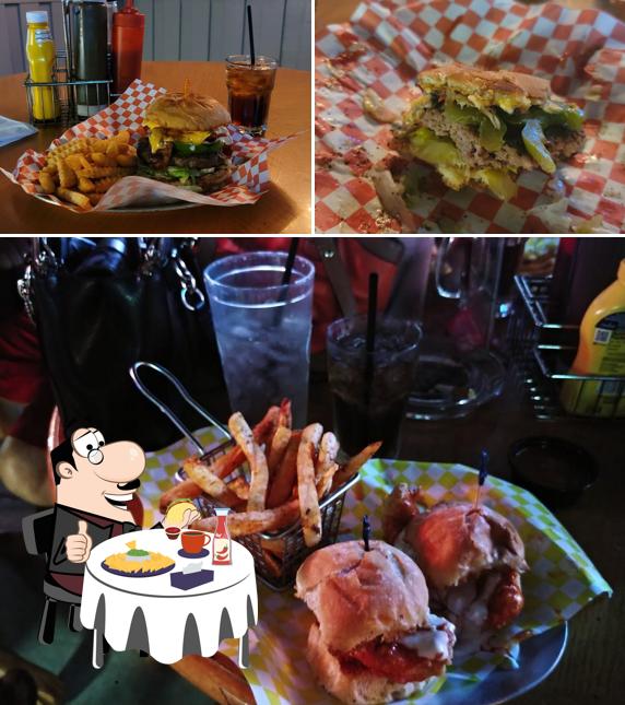 Sportscasters Bar & Grill in Largo Restaurant menu and reviews