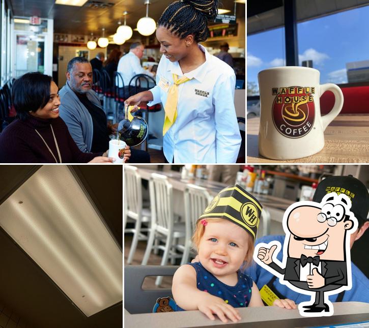 Waffle House, 4304 Main St in LaPlace Restaurant menu and reviews