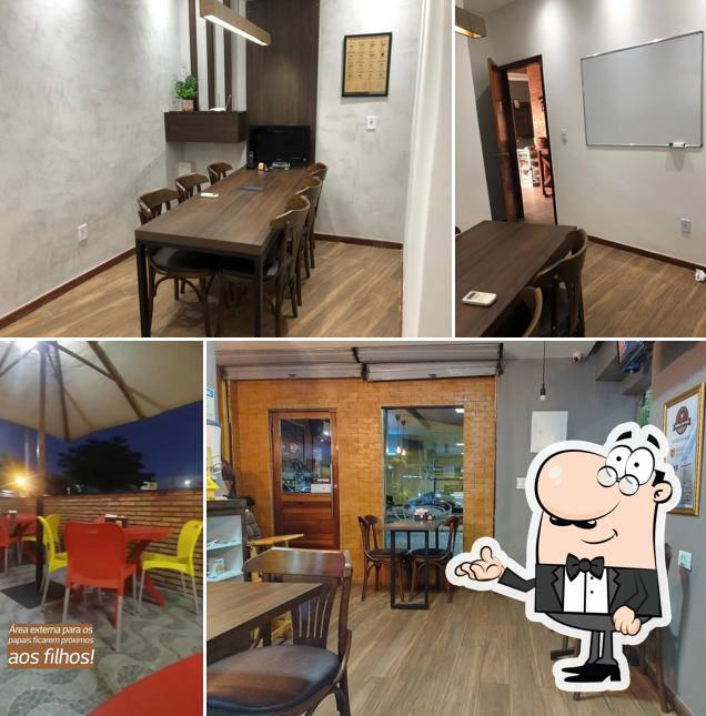 Veja imagens do interior do Bodega do Café