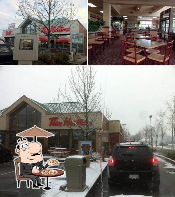 Estas son las fotos que hay de exterior y interior en Tim Hortons