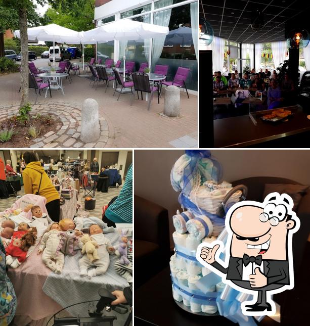 Here's a picture of Michi's Bistro Café Event