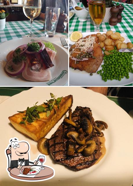 Essayez des repas à base de viande à Grønttorvet