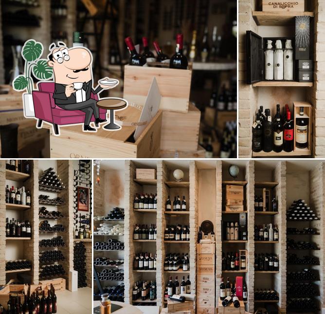 Gli interni di ENOTECA FORTE DI VINO