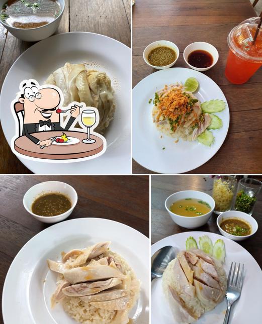 Restaurante TongTong Chicken Rice Bangkok, Bangkok Opiniones del