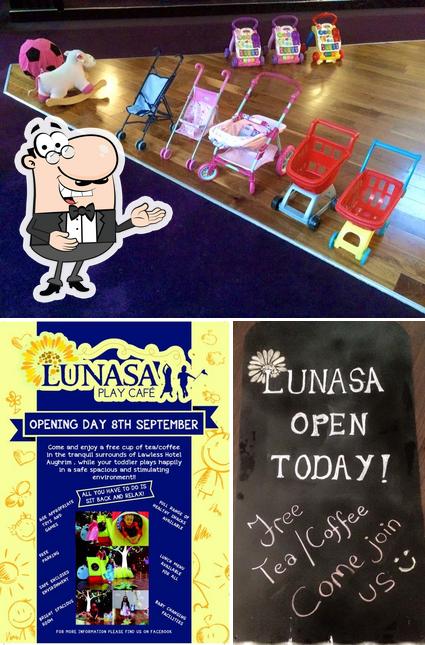 Here's a picture of Lunasa Play Cafe