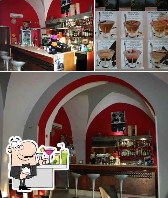 The photo of Amnèsia Cafe’s bar counter and alcohol