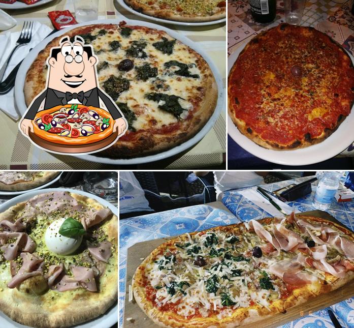 Попробуйте пиццу в "Antica Pizzeria La Grotta"