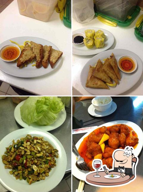 Stir Fry Cafe in Jindalee Restaurant menu and reviews