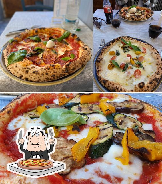 A Uè Uè Pizzeria Ristorante, puoi provare una bella pizza