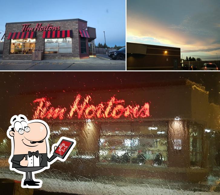 Jetez un coup d’œil à quoi ressemble Tim Hortons à l'extérieur