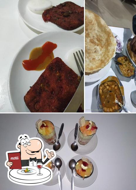 Food at Indian coffee house Rewa