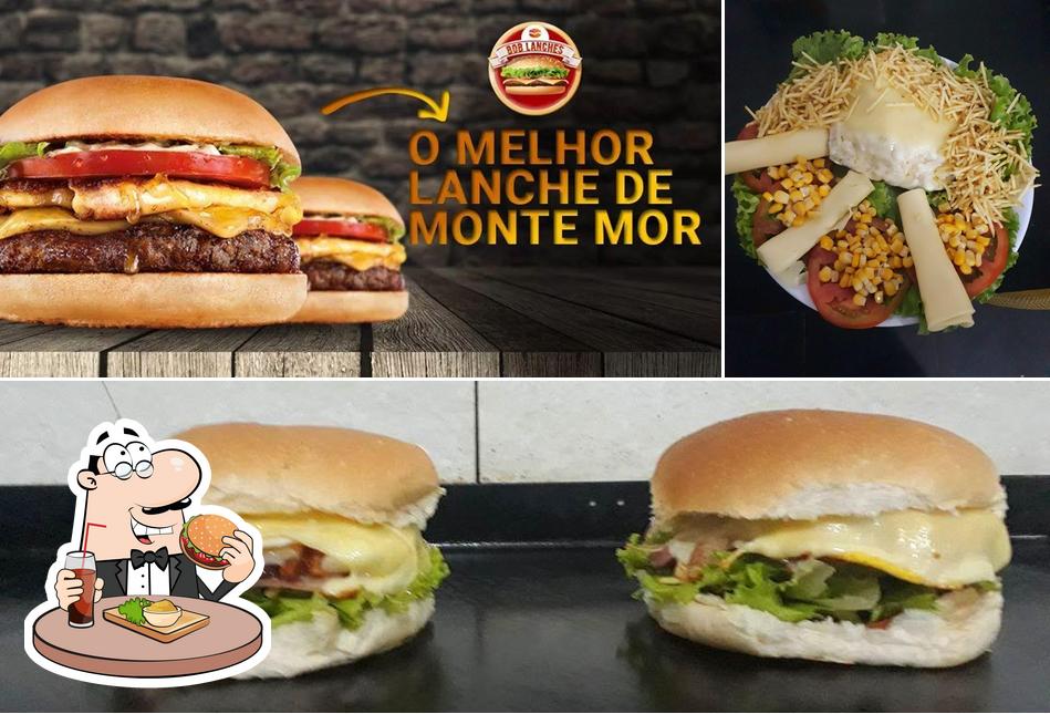 Experimente um hambúrguer no SUPER LANCHES - MONTE MOR