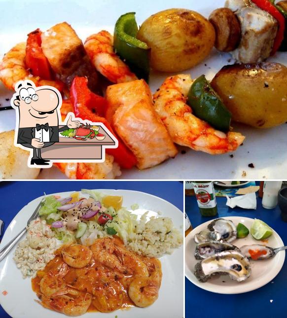 Try out seafood at Mariscos El Carnal